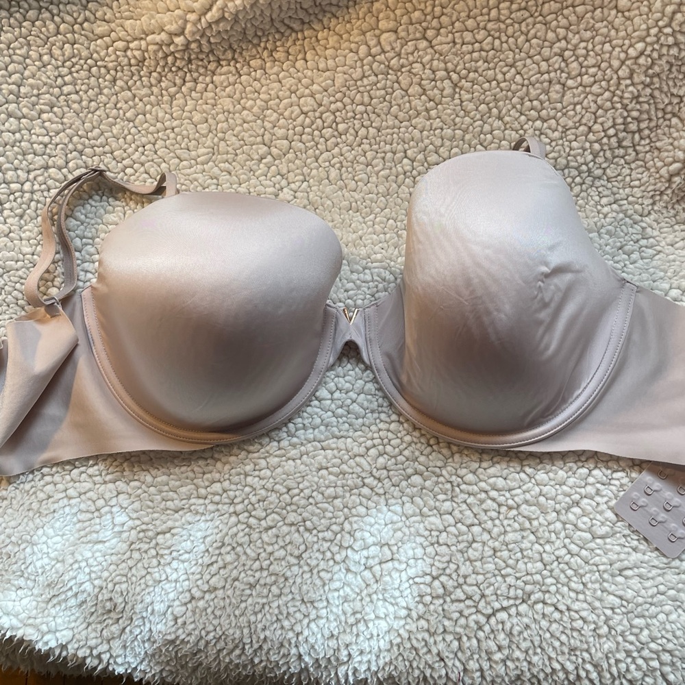 Victoria Secret 38DDD LINED DEMI BRA